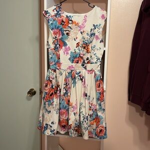 Juniors Emerald Sundae large floral dress